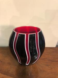 Dreischichtig geätzte Vase. Murano.