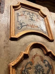 PTS915 - N. 3 double-leaf painted doors, 18th century, slightly different sizes - Foto 7