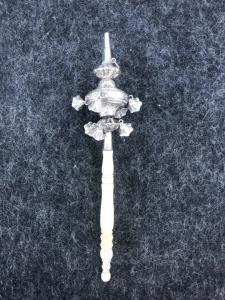 Babyrassel aus Silber. Europa.
