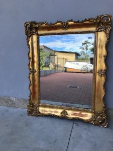 Gilded Leaf Mirror - Restored (work in progress)_car 2505