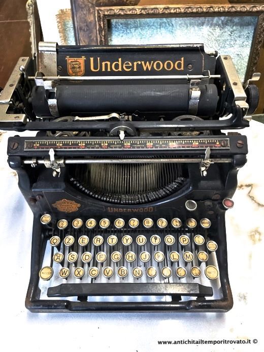 Machine à écrire Underwood n°5 U.S.A. ancienne de 1920 pour le marché italien