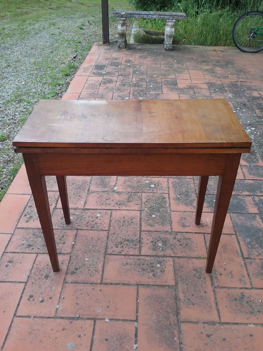 Tavolo da gioco luigi xvi noce lucca in patina originale l88xp43xh77 aperto86x88 