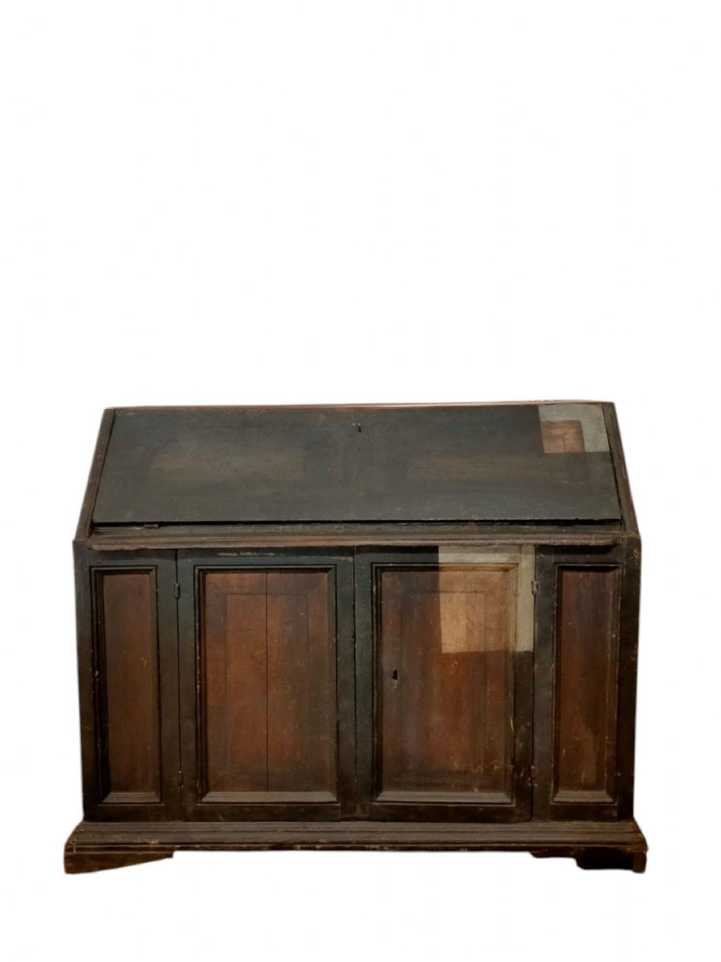 Credenza del 1600 romagnola laccata a motivi geometrici