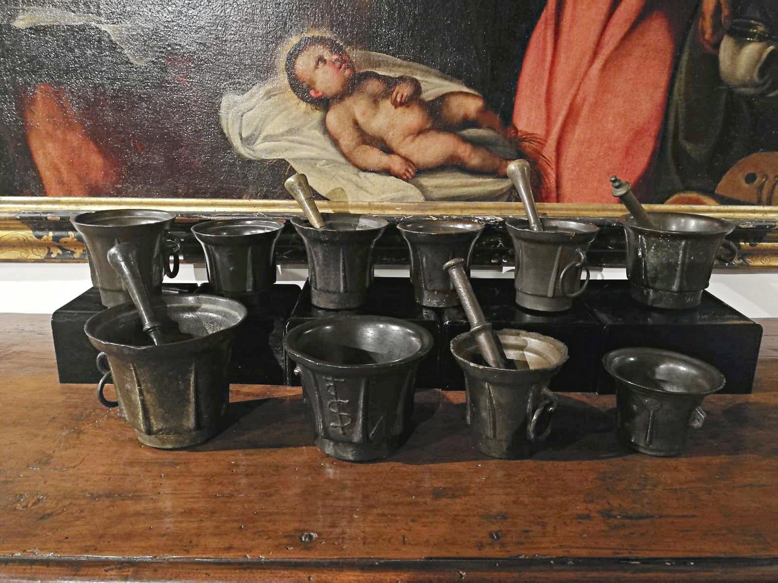 Collezione di mortai da farmacia in bronzo dalla metà del XV alla metà del XVI secolo - Umbria / Toscana