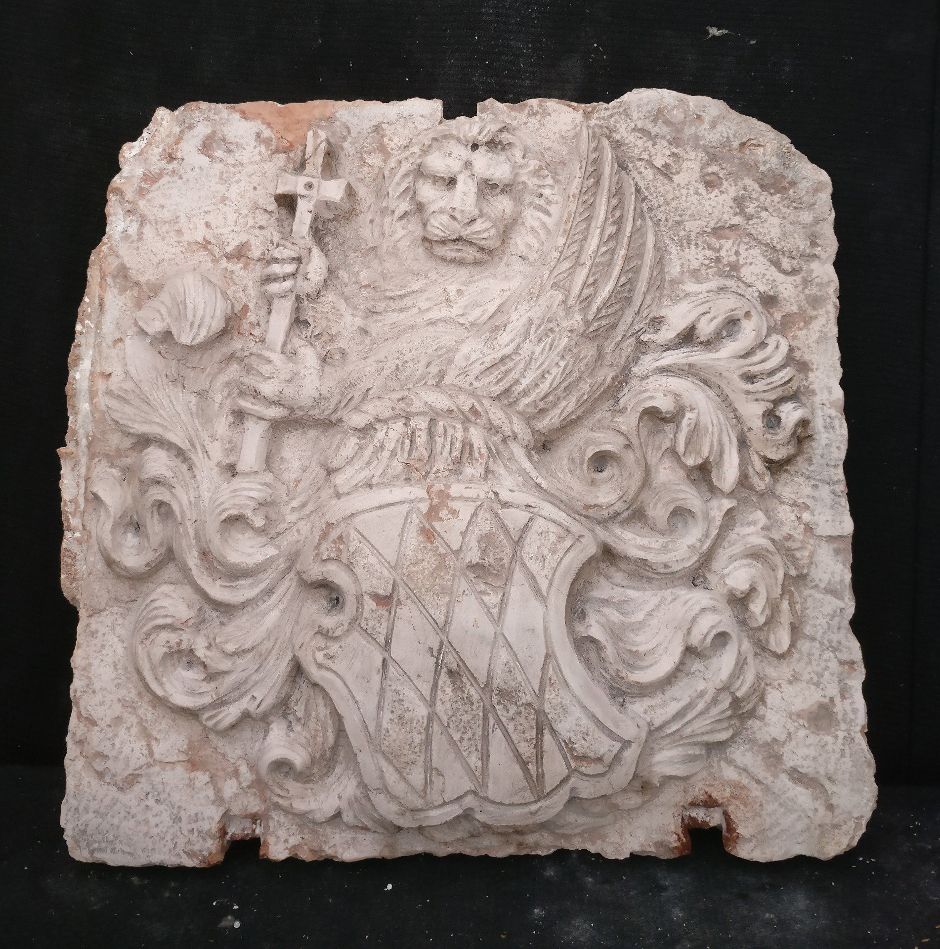 Spettacolare stemma araldico Veneziano in marmo Nembro - Venezia - 53 x 50 cm