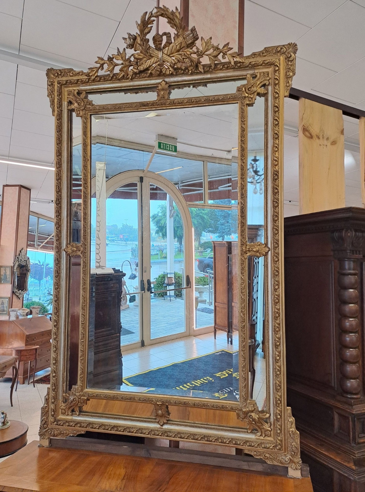 Mirror - 18th-century mirror with gold leaf frame H 180 - W 110