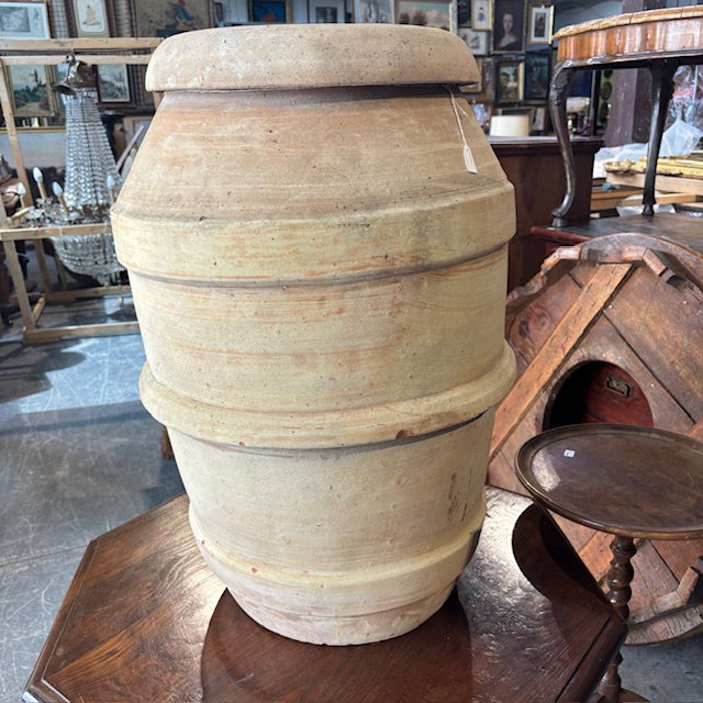 Antique large Tuscan Orcio vase from the early 1900s, terracotta, Siena – Petroio, Nenzi Company, marked H 70.