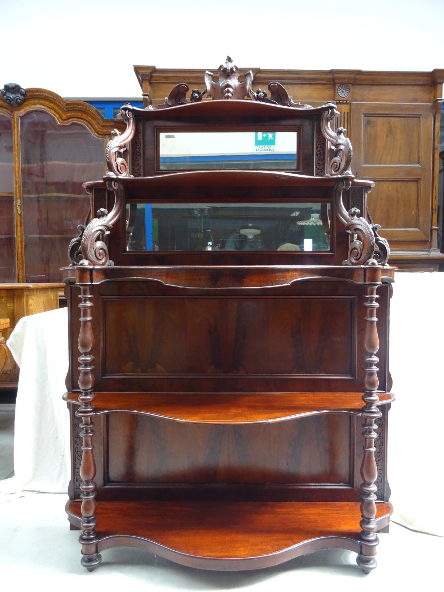 Console in mogano scolpito finemente Luigi Filippo 1860 Piemontese
