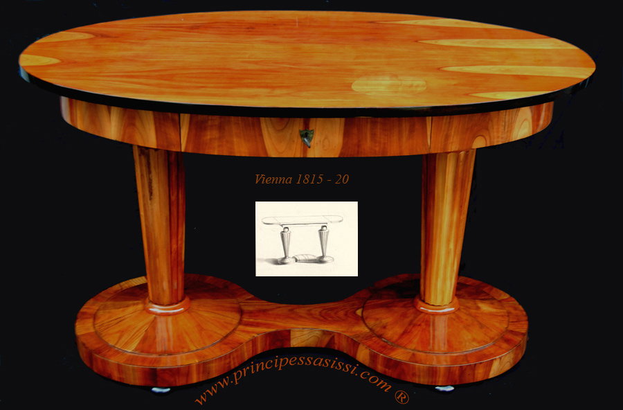 Bedeutender Schreibtisch aus dem frühen Wiener Biedermeier, leichte Variante zu Nr. 31, höchstwahrscheinlich von Joseph Danhauser.