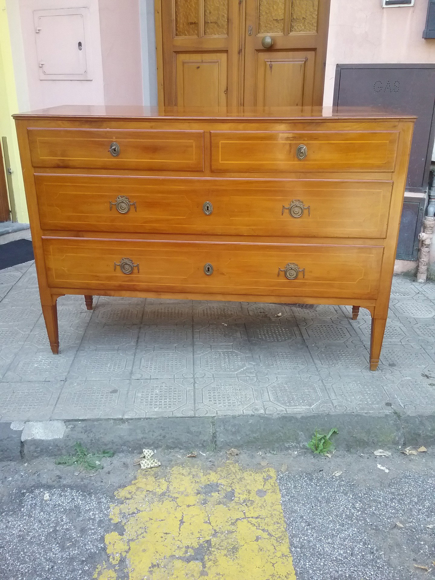 Commode en cerisier massif fin XVIIIe siècle, époque Louis XVI, filet vénitien L138xP54xH98, garantie légale