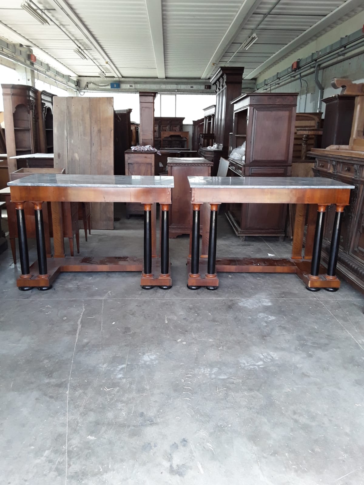 Coppla di consoll lastronate in noce a doppia collona da palazzo lucchese  eccezionale marmo bardiglio  periodo impero l150xp72xh103 garanzia termini di legge 