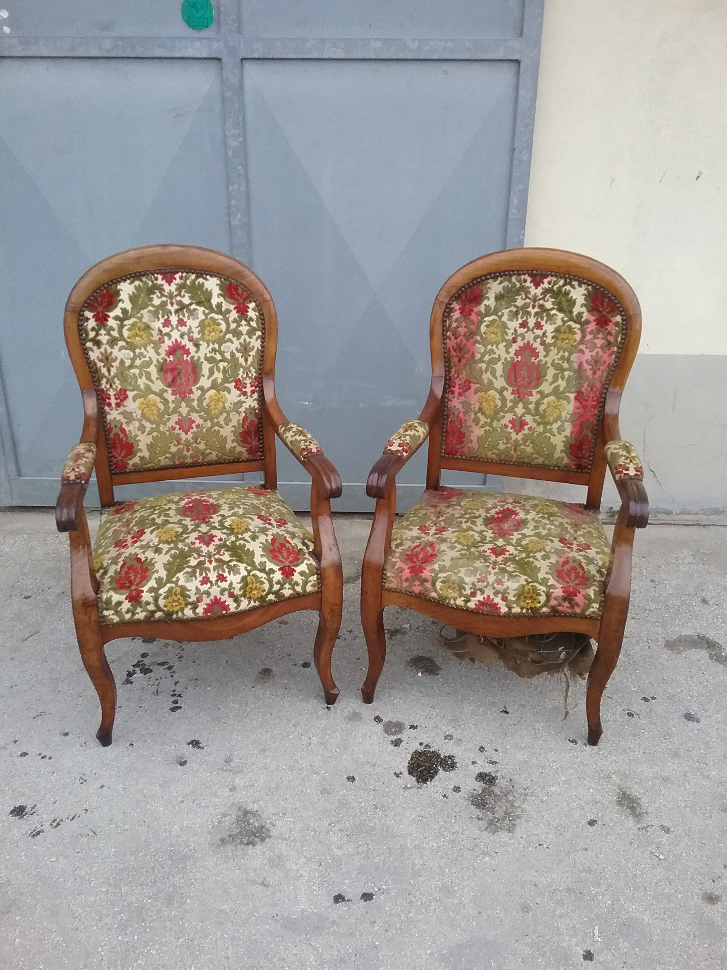 2 poltrone in ciliegio metà ottocento sempre in prima patina belle l58xp50xhh100  seduta h45  garanzia termini di legge 