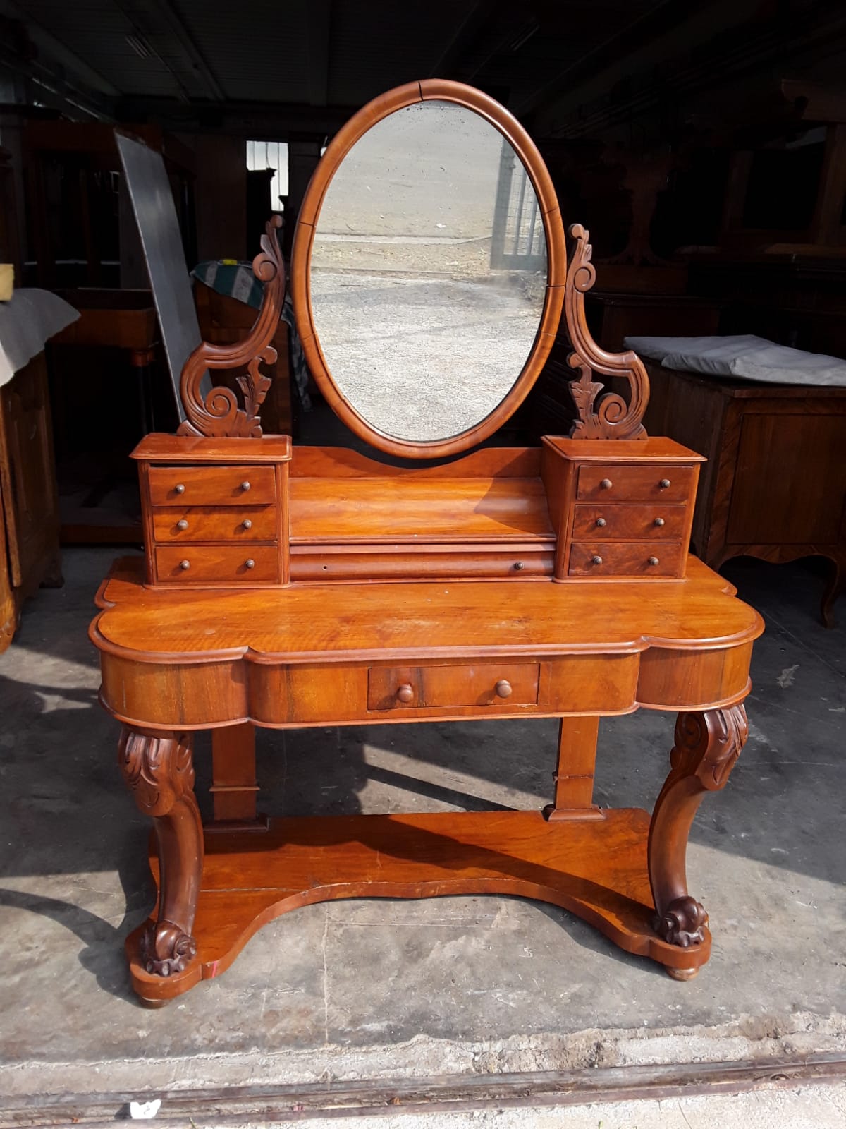 Frisiertisch aus hellem englischem Mahagoni H156xB120xT49x B minima 115 geschwungen Epoche 1800 von großem Charme gesetzliche Garantiebedingungen