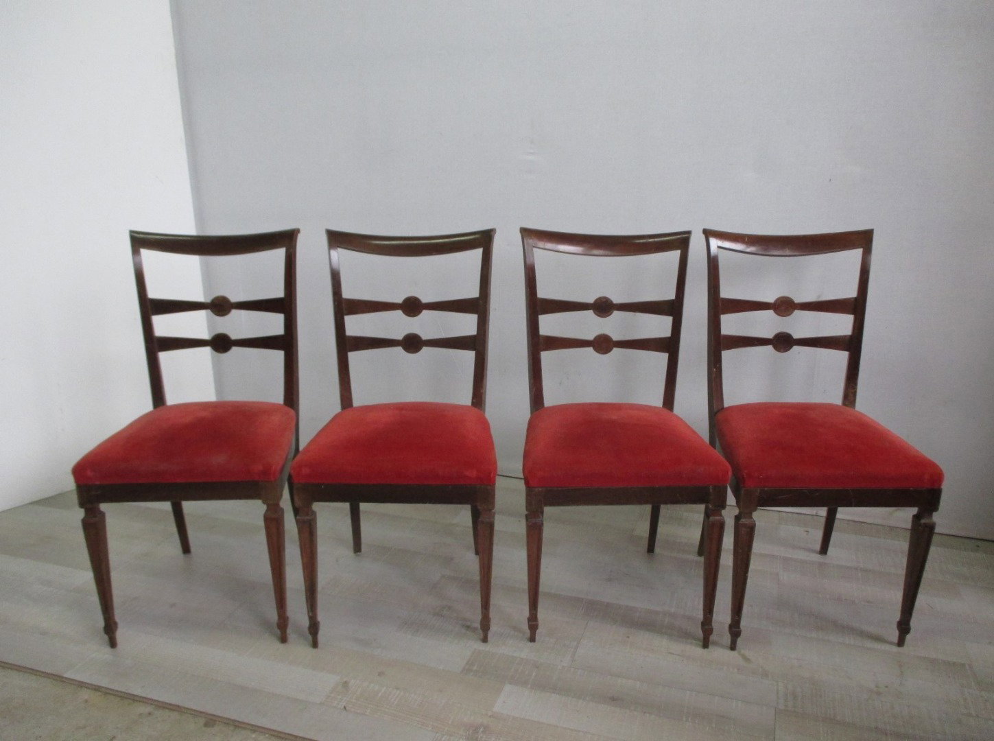 Gruppo di quattro sedie stile Luigi XVI - II meta' 900 - vintage - 50 -60