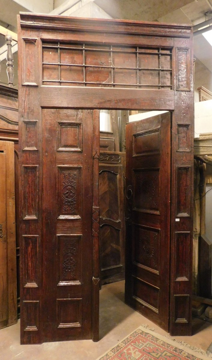 ptcr418 larch door with grate, h cm 284 x 157 cm max width