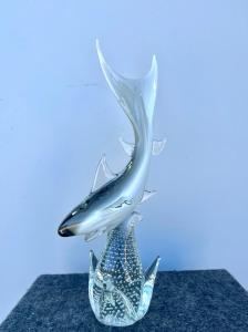 Pescecane in vetro sommerso pesante con base bullicante.Seguso.Murano.