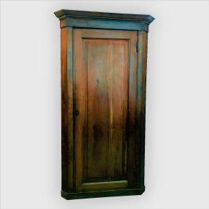Venetianische Eckvitrine