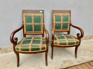 Paire de fauteuils Charles X en acajou - Restaurés (en cours) - Foto 6