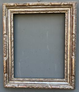 cornice in legno scolpito e argentato