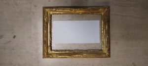 Cornice in legno intagliato e dorato motivi floreali Epoca I° XIX° sec. luce cm. 23 x 32 