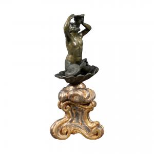 Scultore italiano (XVII-XVIII sec.) - Tritone che suona una conchiglia.