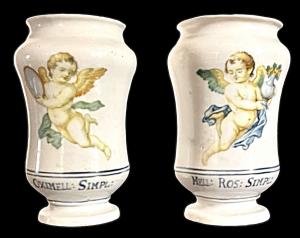 Coppia di albarelli in maiolica decorati con angeli.Gesualdo Fuina.Castelli d’Abruzzo.