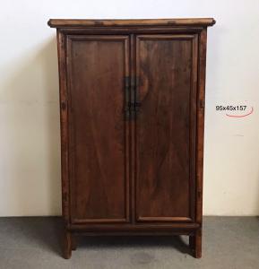 Chinesischer Schrank