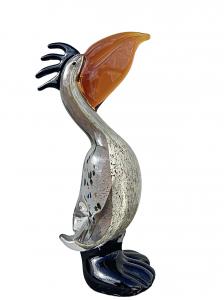 Pellicano in vetro pesante sommerso con inclusione di ossidi metallici e avventurina.A.Ve.M. Murano.