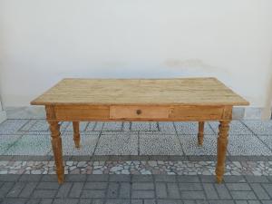 Antico Tavolo rustico rettangolare.170lx86px81h