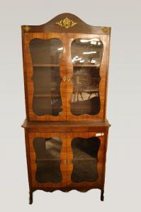 Vitrine antiga francesa de duas partes em estilo de Transição do século XIX