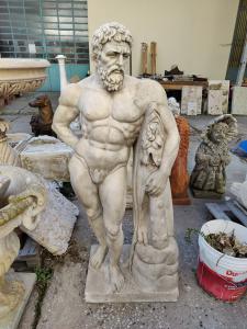 Spettacolare scultura raffigurante Ercole - H 130 cm - Marmo di Carrara