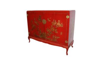 Chinese sideboard, first half of the 1900s, lacquered and richly decorated