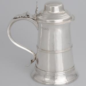 Caneca em prata esterlina Jorge III, Peter & Ann Bateman, Londres, 1791