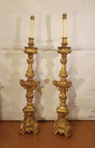 PAAR VERGOLDETER LEUCHTER IM LOUIS-XV-STIL, MITTE DES 18. JAHRHUNDERTS