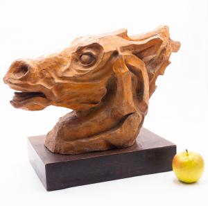 Skulptur, Pferdekopf aus Terrakotta, signiert, 20. Jahrhundert