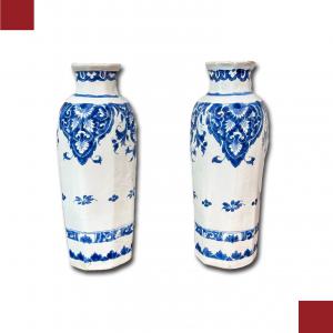 PAR DE VASOS GINORI DO SÉCULO XVIII