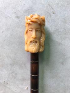 Cane with horn knob with double face (Christ and skull) 'memento mori'. Europe.