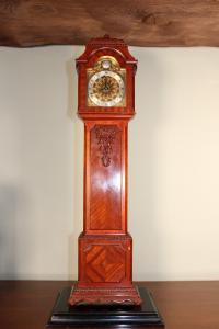 Orologio a colonna in miniatura