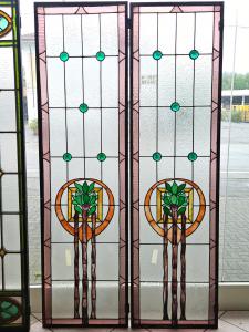 Coppia di vetrate cattedrale rilegate al piombo primo 900- H.163 cm-L.45 cm
