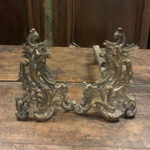 AL329 - Coppia di alari, Misure cm L 20 x P 35 x H 25