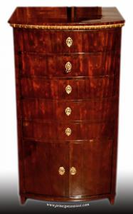 Vienna, 1800 - 1810 approx. Rare Viennese First Empire serpentine chest of drawers (semainier) front in museum-quality conditions of practical integrity.