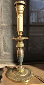 Candelabro em bronze dourado