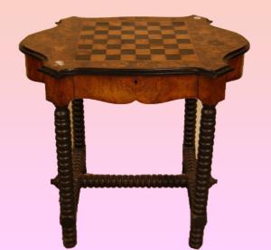 Antico tavolino del 1800 in radica con scacchiera e intarsi floreali