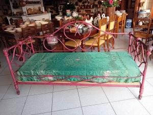 Sofá em ferro forjado