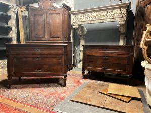 ARM271 - Coppia di cassettoni in legno di noce, epoca '800, Misure cm L 119 x P 59 x H 91
