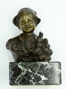 Bronzo su base in marmo, firmato Giovanni De Martino