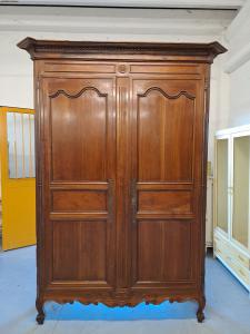 Nussbaumschrank H258 180x65
