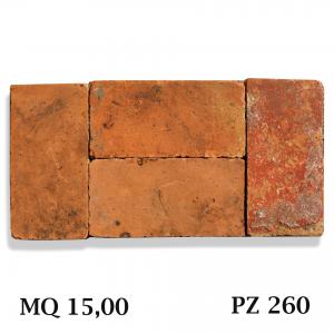 Antique terracotta floor, cm. 33.5/34x17