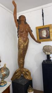 Holzgalionsfigur