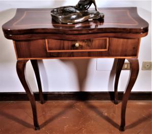 Mesa de jogo dobrável